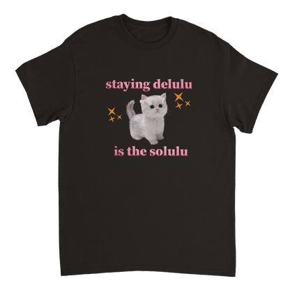 delulu is the solulu T-Shirt - kizia